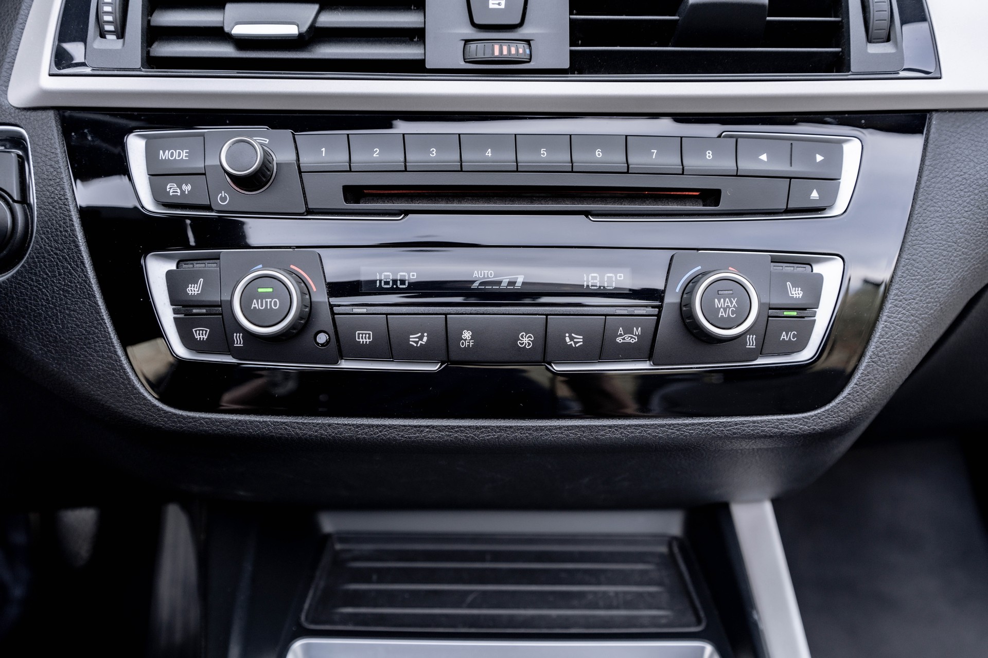 BMW 230i Steptronic * FRISCH AB MFK * TRAUMHAFTER ZUSTAND * TOP GEPFLEGTES FAHRZEUG *-image-27
