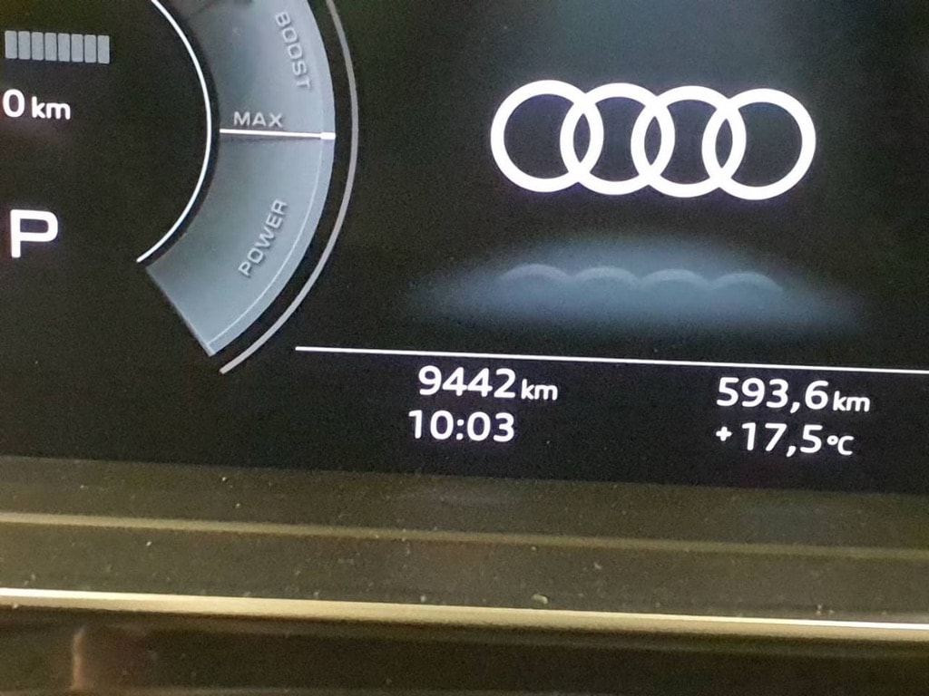 AUDI A8 60 L TFSI e quattro*Volllederpaket Audi design selection,Np.214'290.-*-image-8