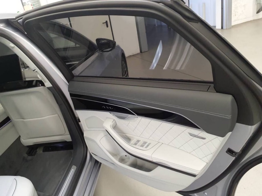 AUDI A8 60 L TFSI e quattro*Volllederpaket Audi design selection,Np.214'290.-*-image-6