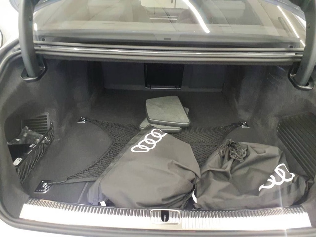 AUDI A8 60 L TFSI e quattro*Volllederpaket Audi design selection,Np.214'290.-*-image-11