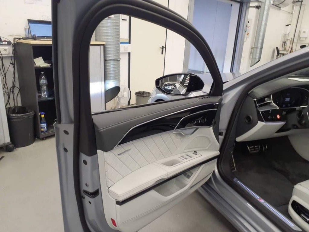 AUDI A8 60 L TFSI e quattro*Volllederpaket Audi design selection,Np.214'290.-*-image-5