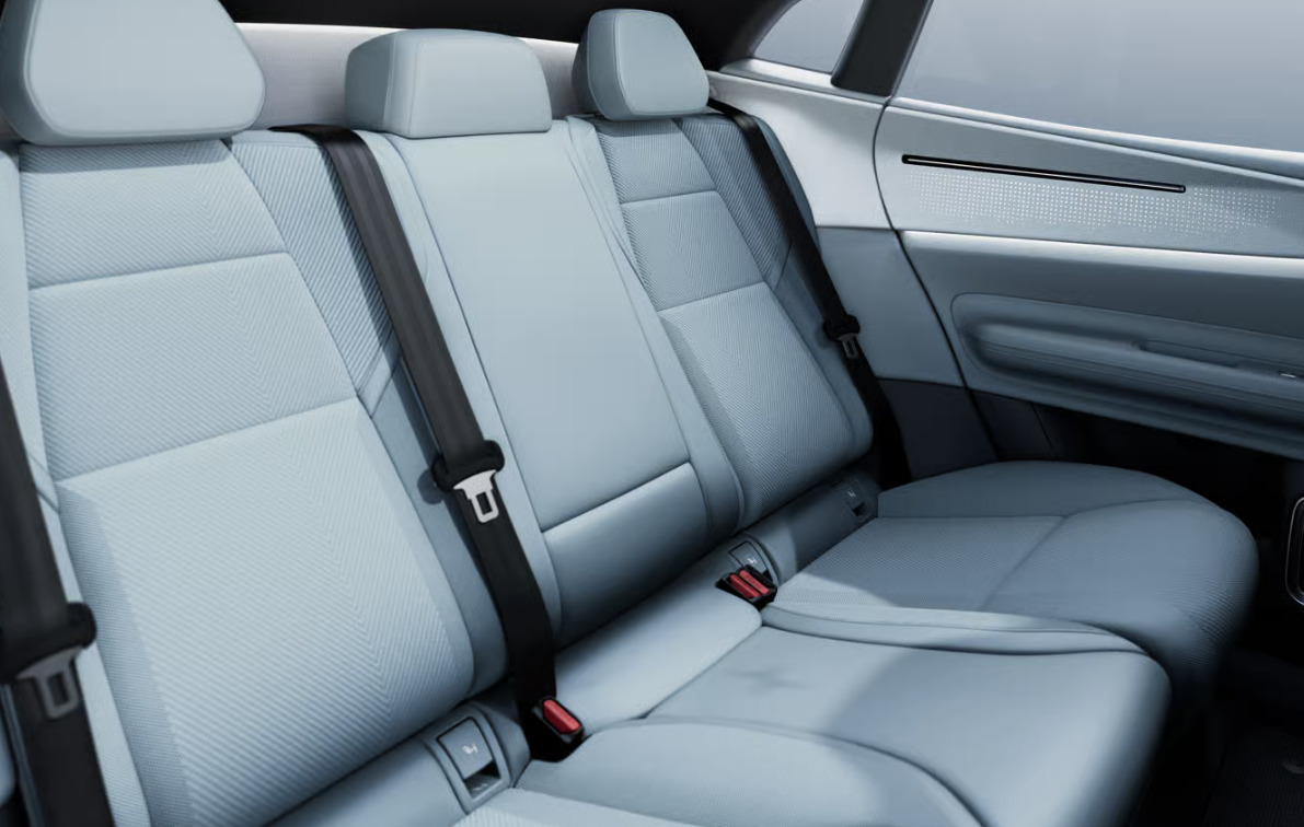 POLESTAR 4 Long Range Dual Motor Prime-image-9