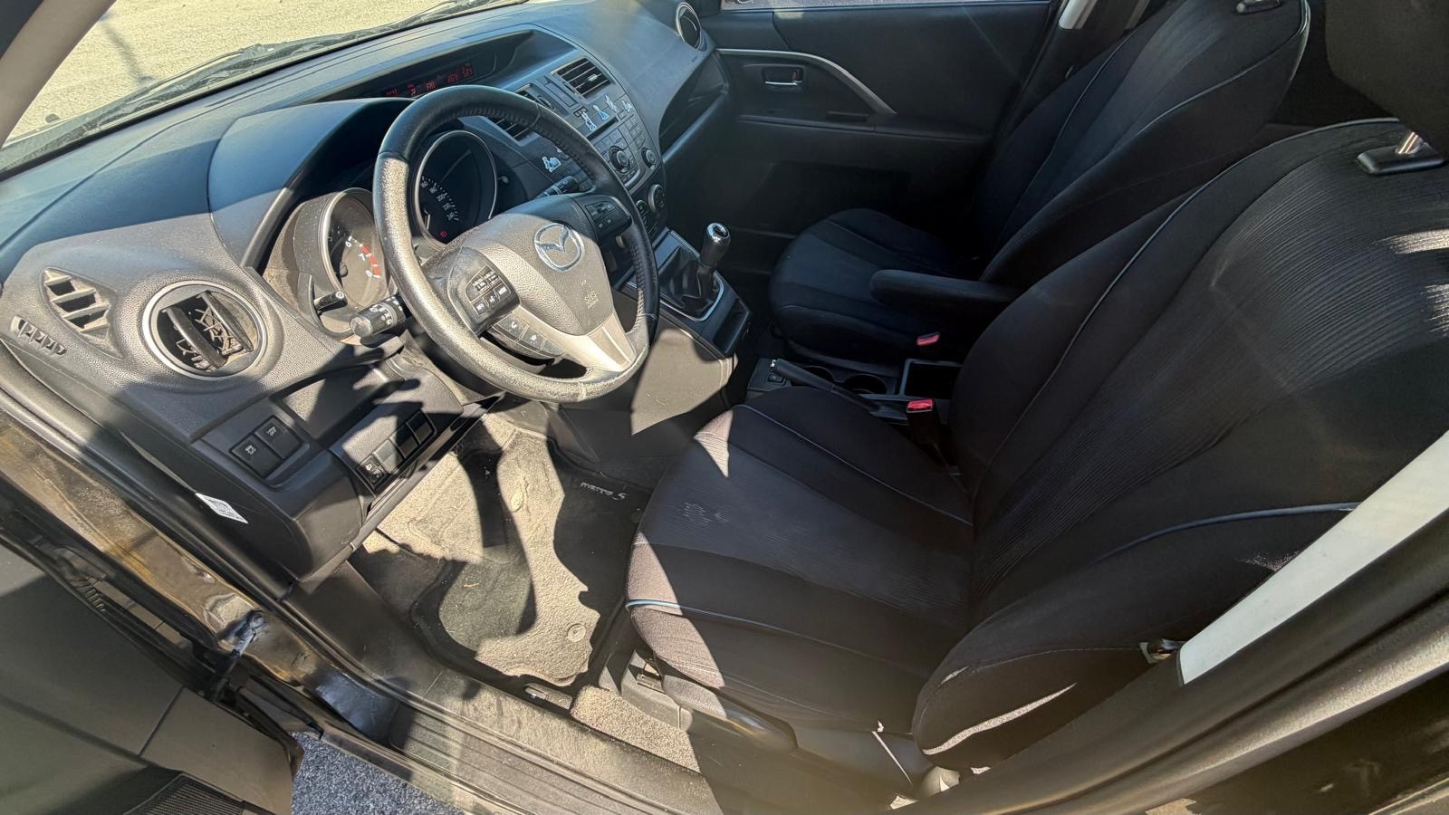 MAZDA 5 2.0 16V Exclusive-image-17