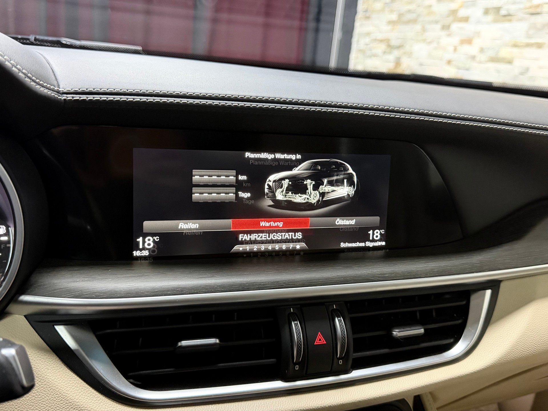 ALFA ROMEO Stelvio 2.0 Executive Q4 Automatic-image-21