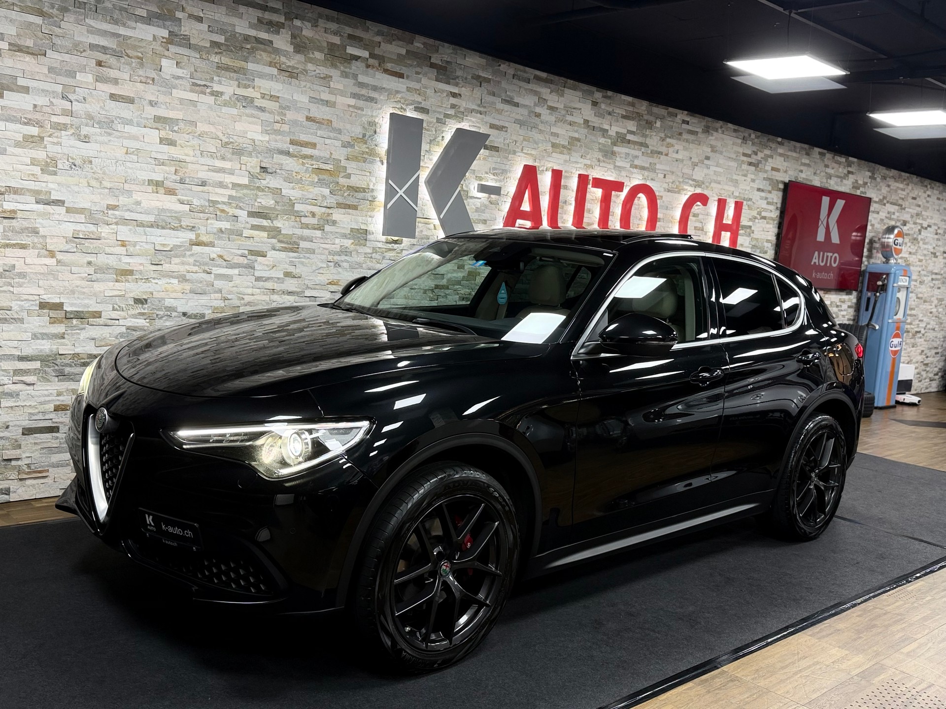 ALFA ROMEO Stelvio 2.0 Executive Q4 Automatic-image-0