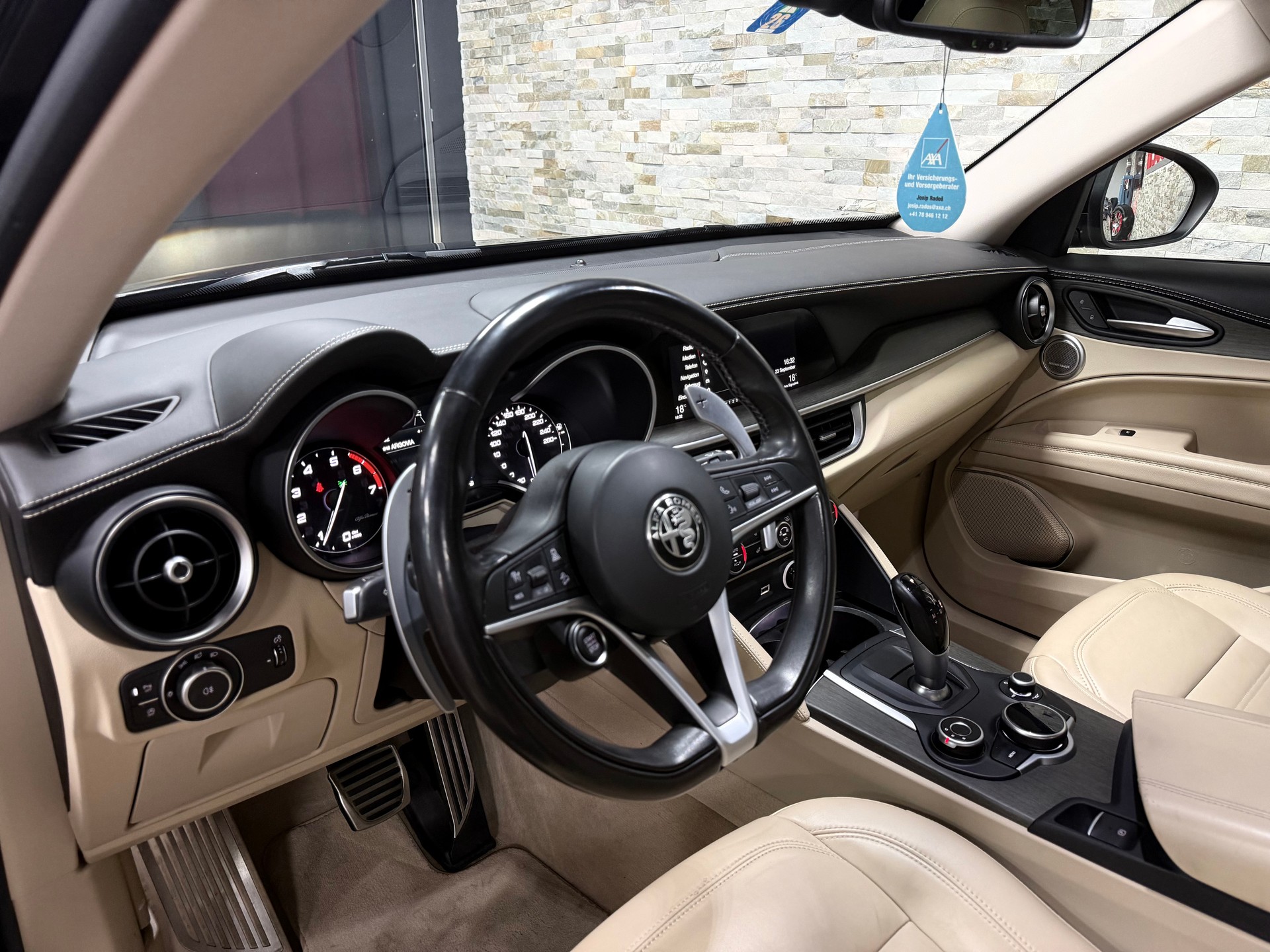 ALFA ROMEO Stelvio 2.0 Executive Q4 Automatic-image-15