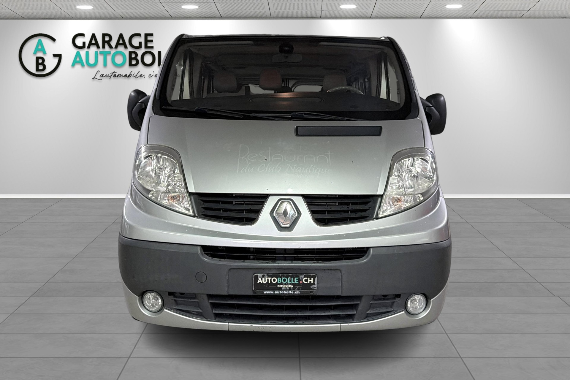 RENAULT Trafic 2.0 dCi 115 2.9t L2H1 Authentique-image-1
