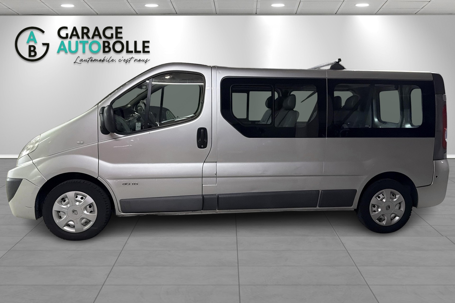 RENAULT Trafic 2.0 dCi 115 2.9t L2H1 Authentique-image-6