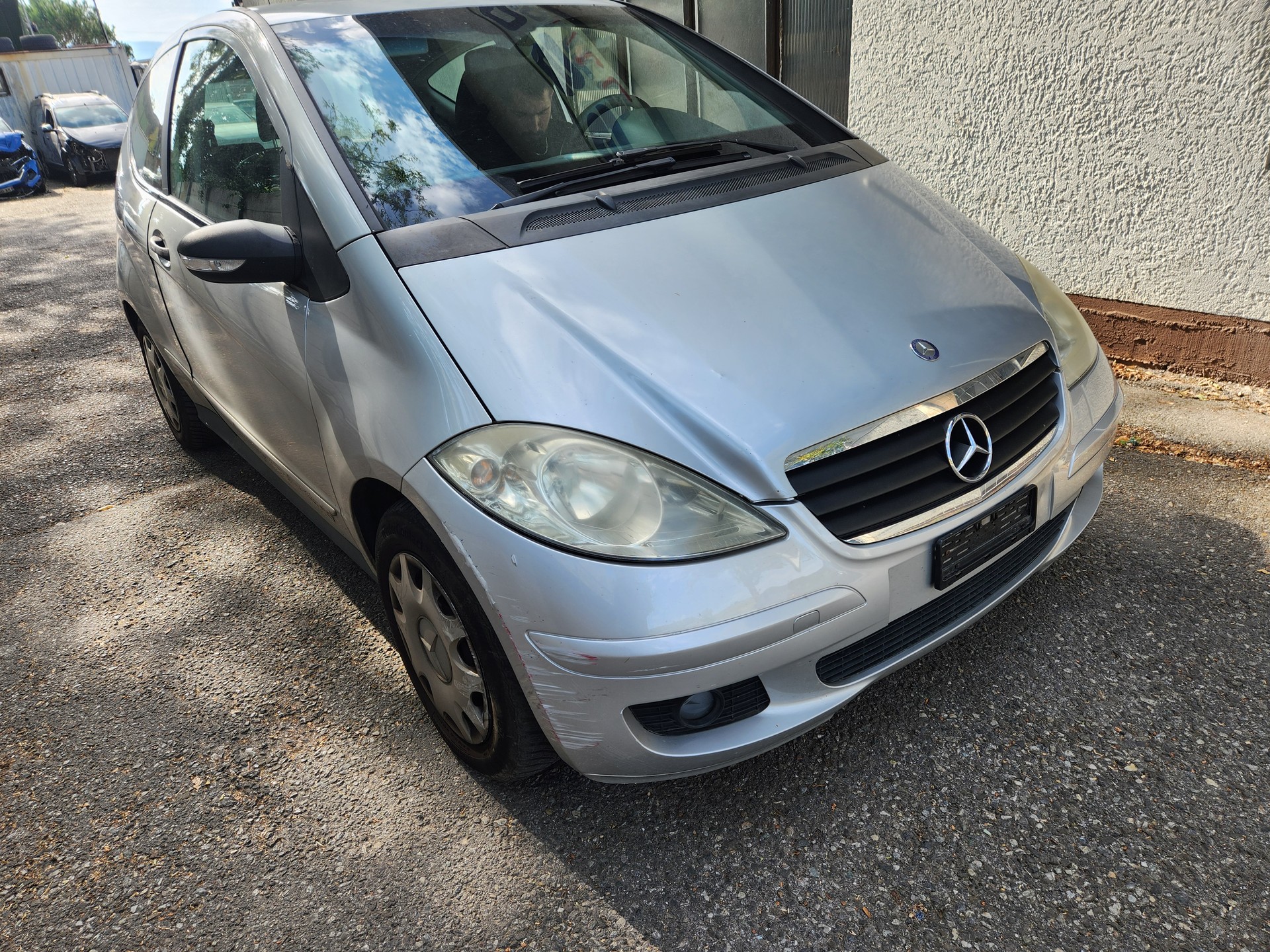 MERCEDES-BENZ A 170 Avantgarde-image-2