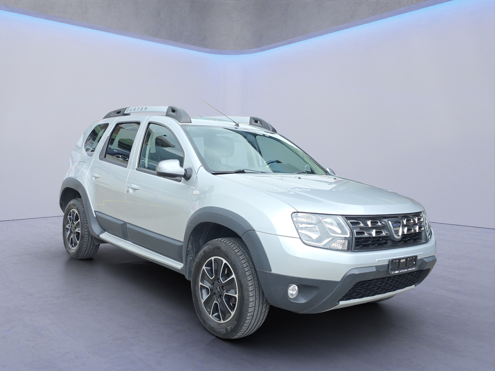 DACIA Duster 1.2 Benzin 4X4 manuell / ab MFK-image-6