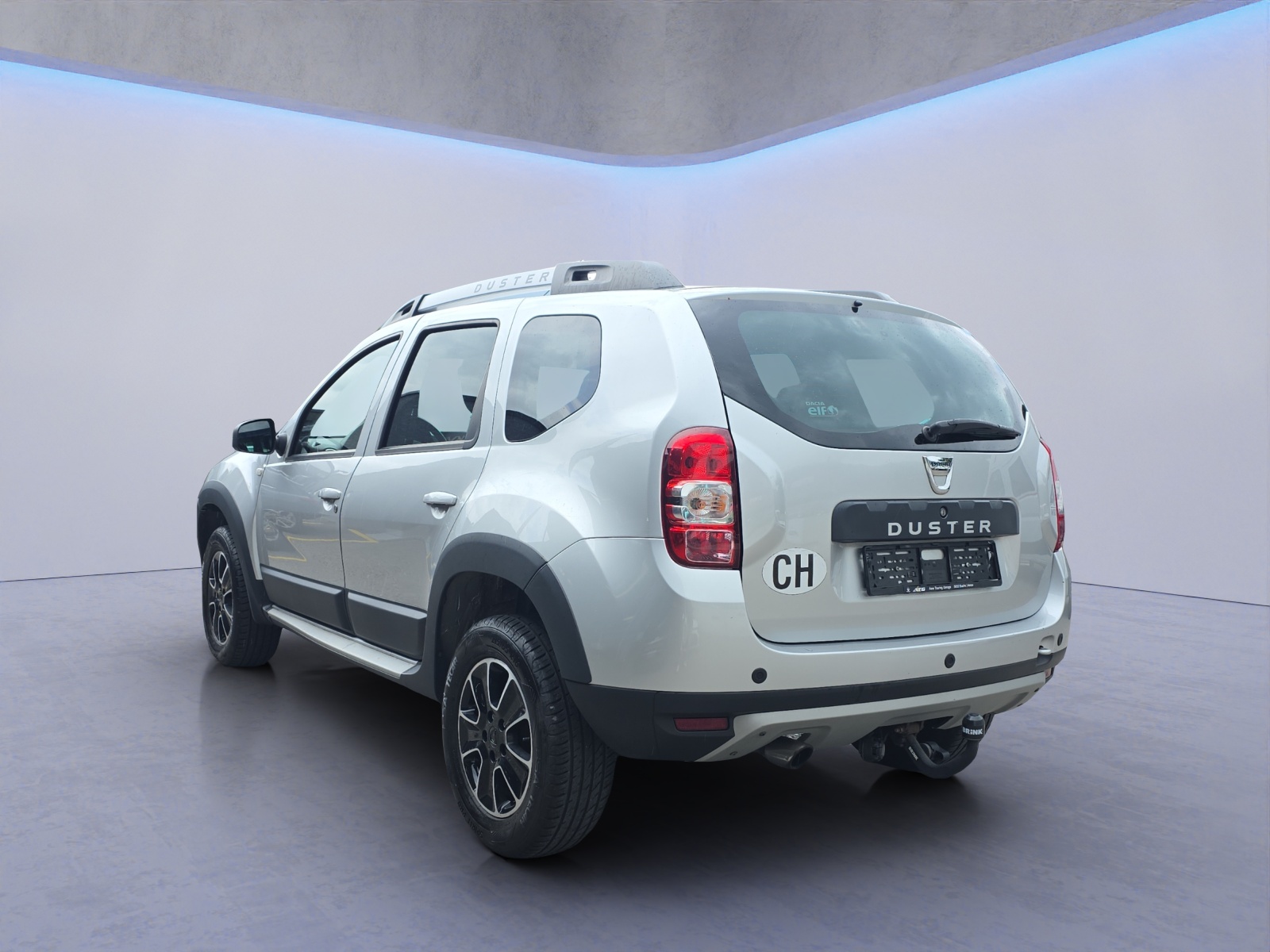 DACIA Duster 1.2 Benzin 4X4 manuell / ab MFK-image-2