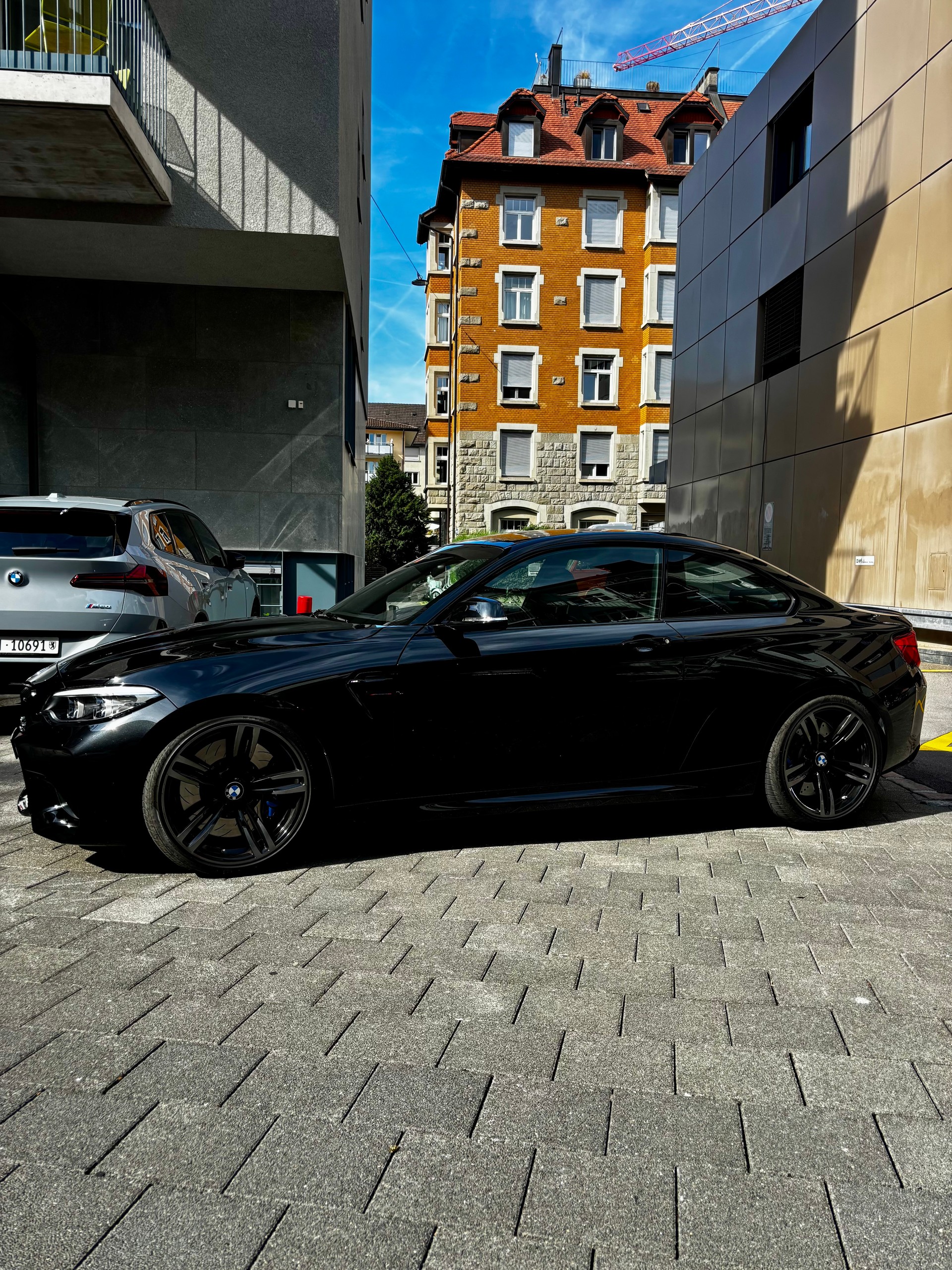 BMW M2-image-2