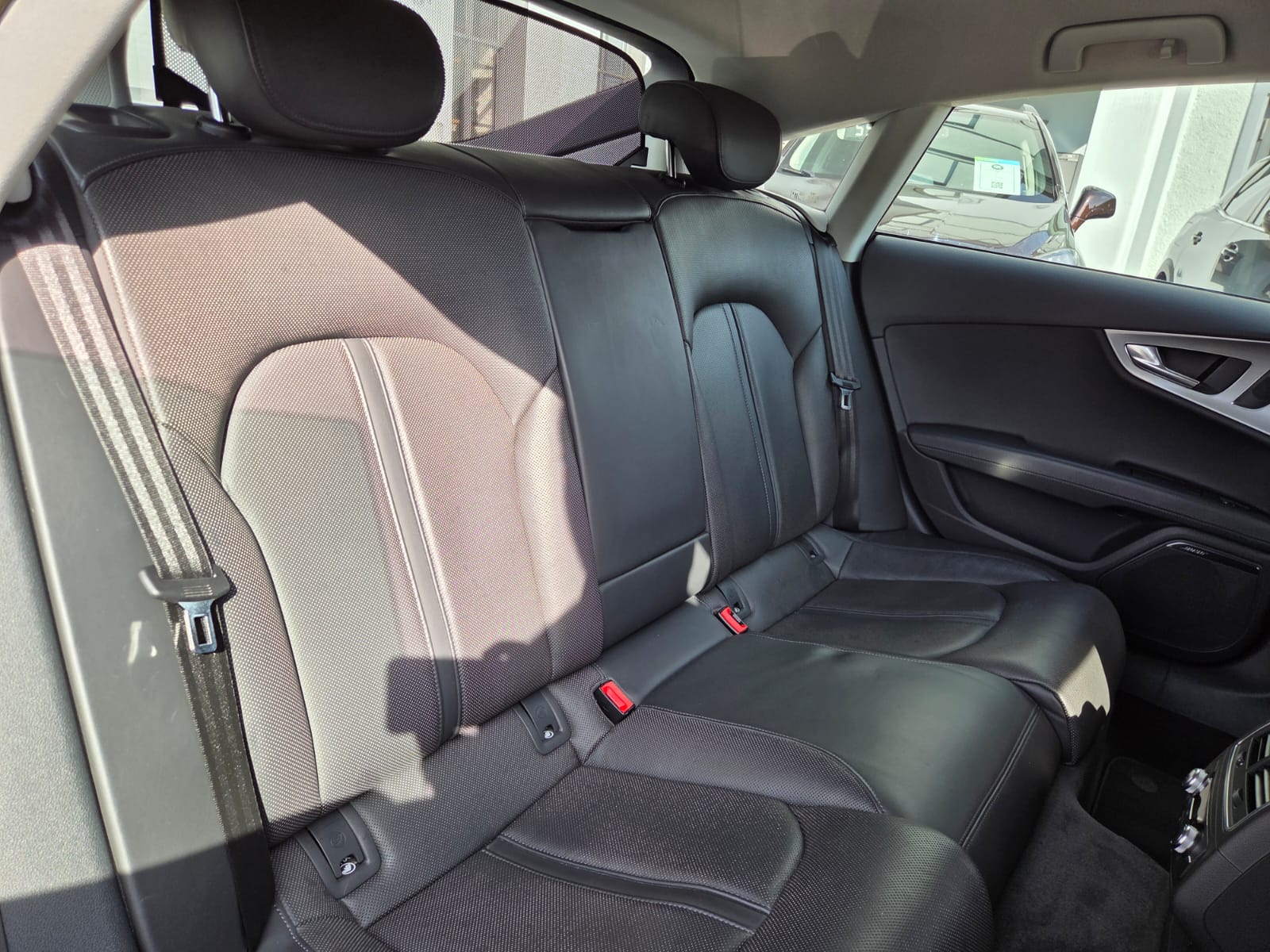 AUDI A7 Sportback 3.0 TFSI quattro S-tronic-image-14
