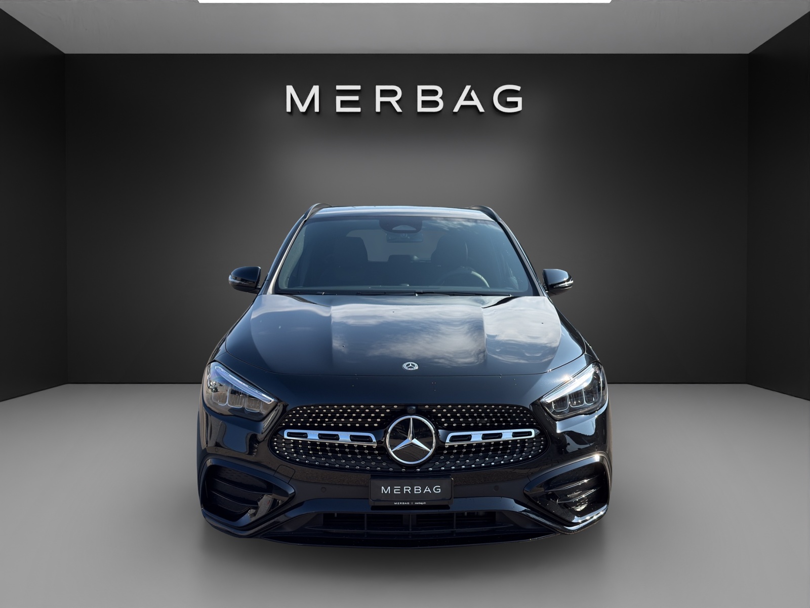 MERCEDES-BENZ GLA 200 7G-DCT Night Star-image-6