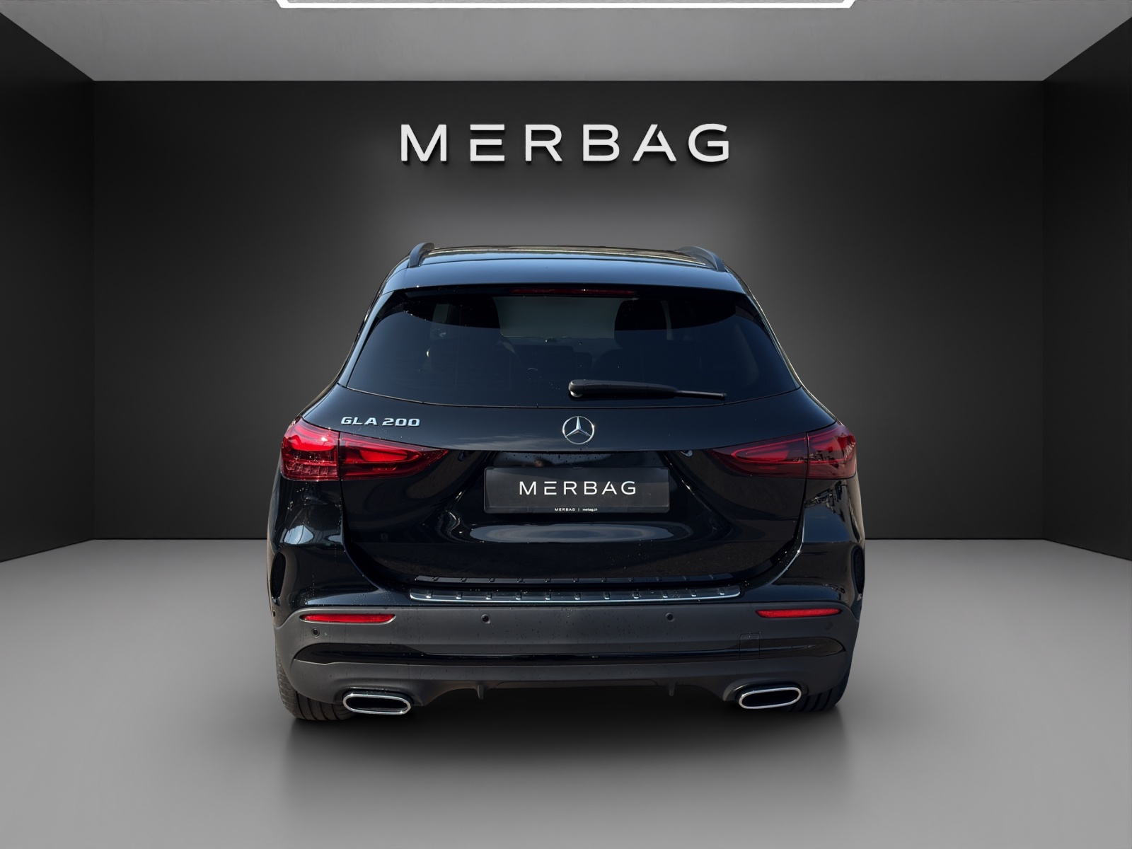 MERCEDES-BENZ GLA 200 7G-DCT Night Star-image-3
