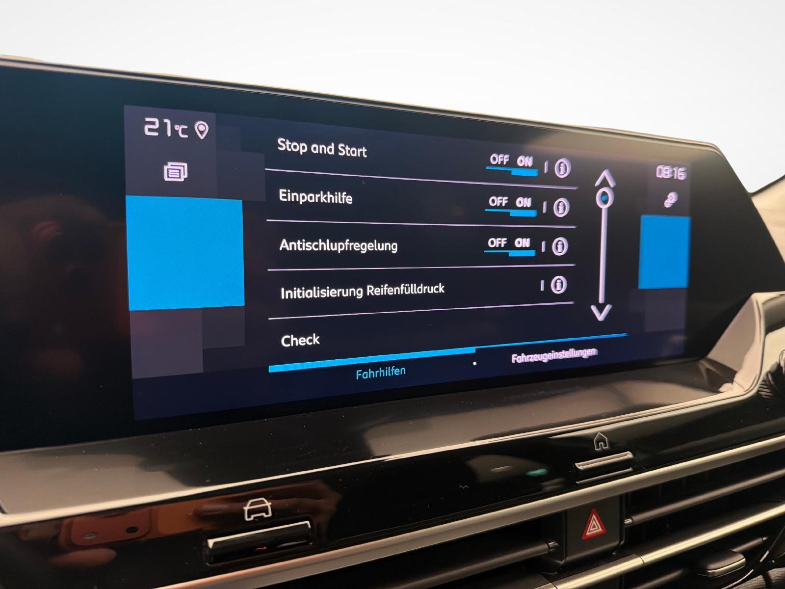 CITROEN Citroën C4 1.2 PureTech Swiss Edition-image-15