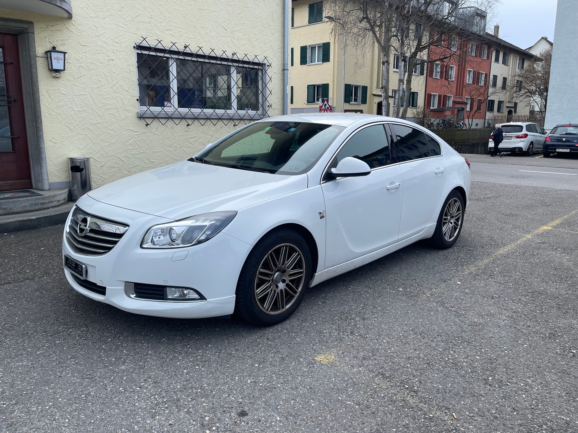 OPEL Insignia 2.0 Turbo Sport Edition 4WD Automatic-image-3