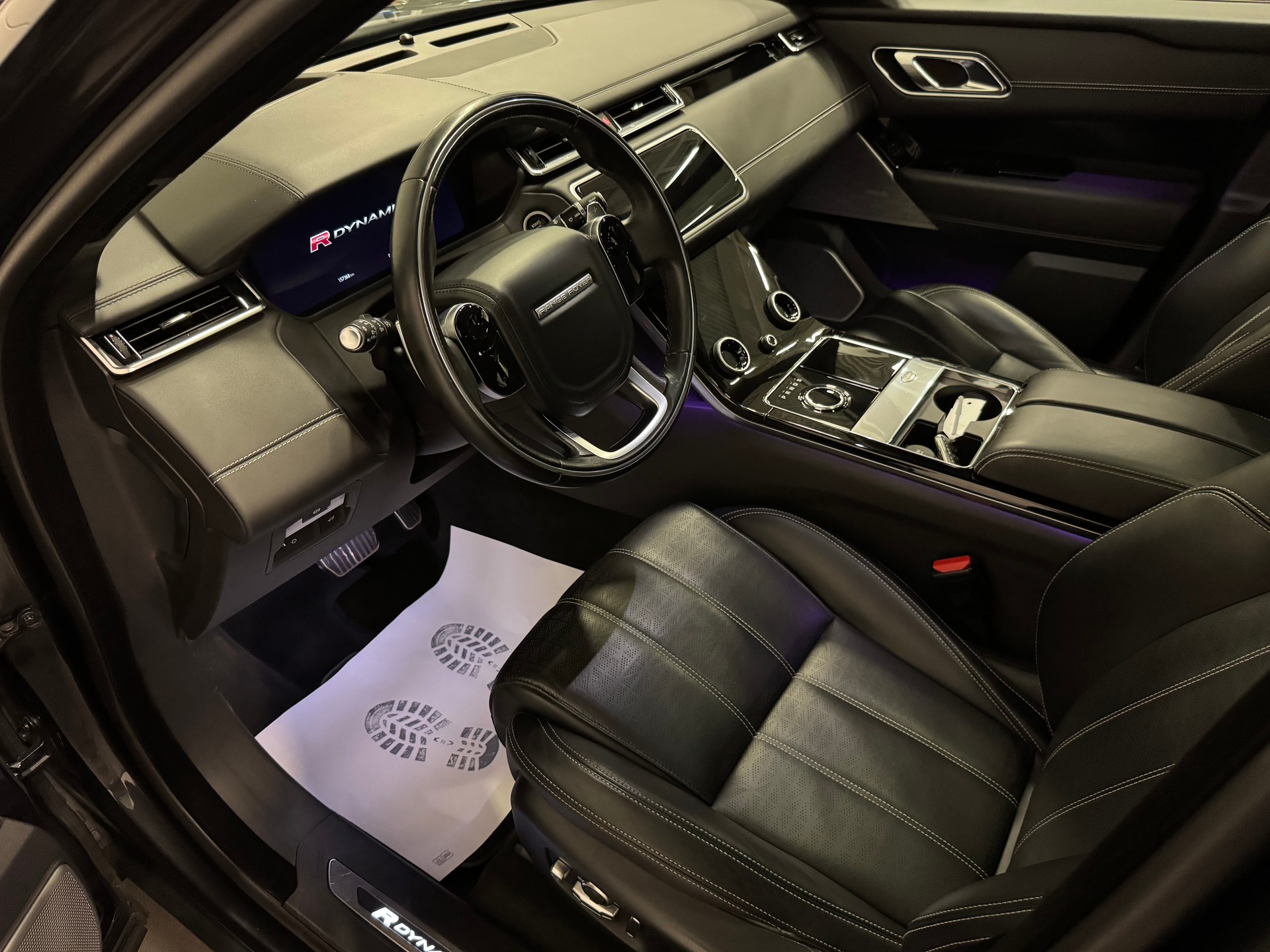 LAND ROVER Range Rover Velar R-Dynamic P 380 Automatic-image-16