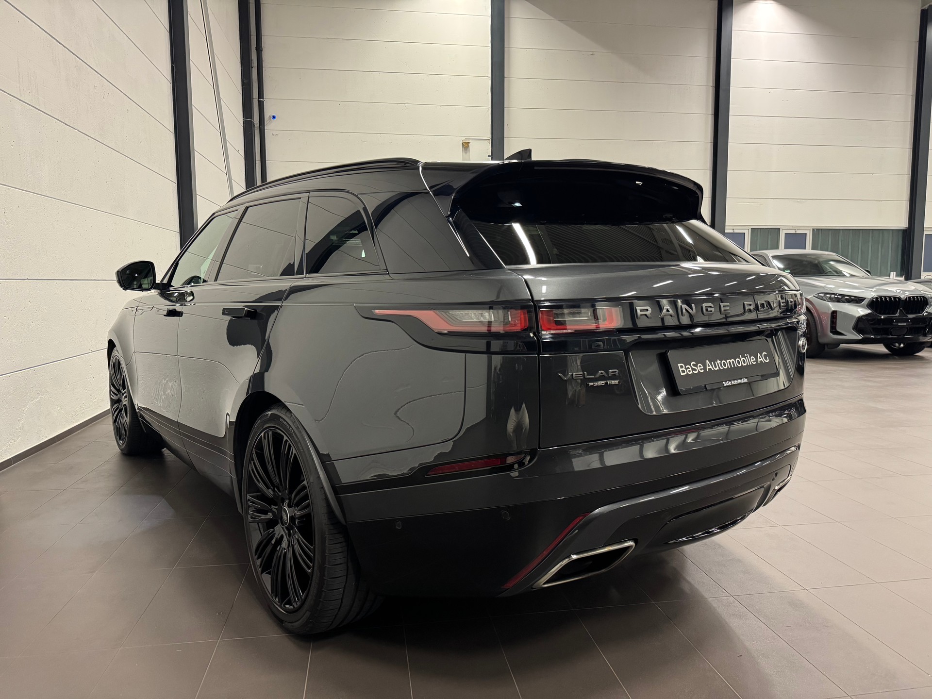 LAND ROVER Range Rover Velar R-Dynamic P 380 Automatic-image-14