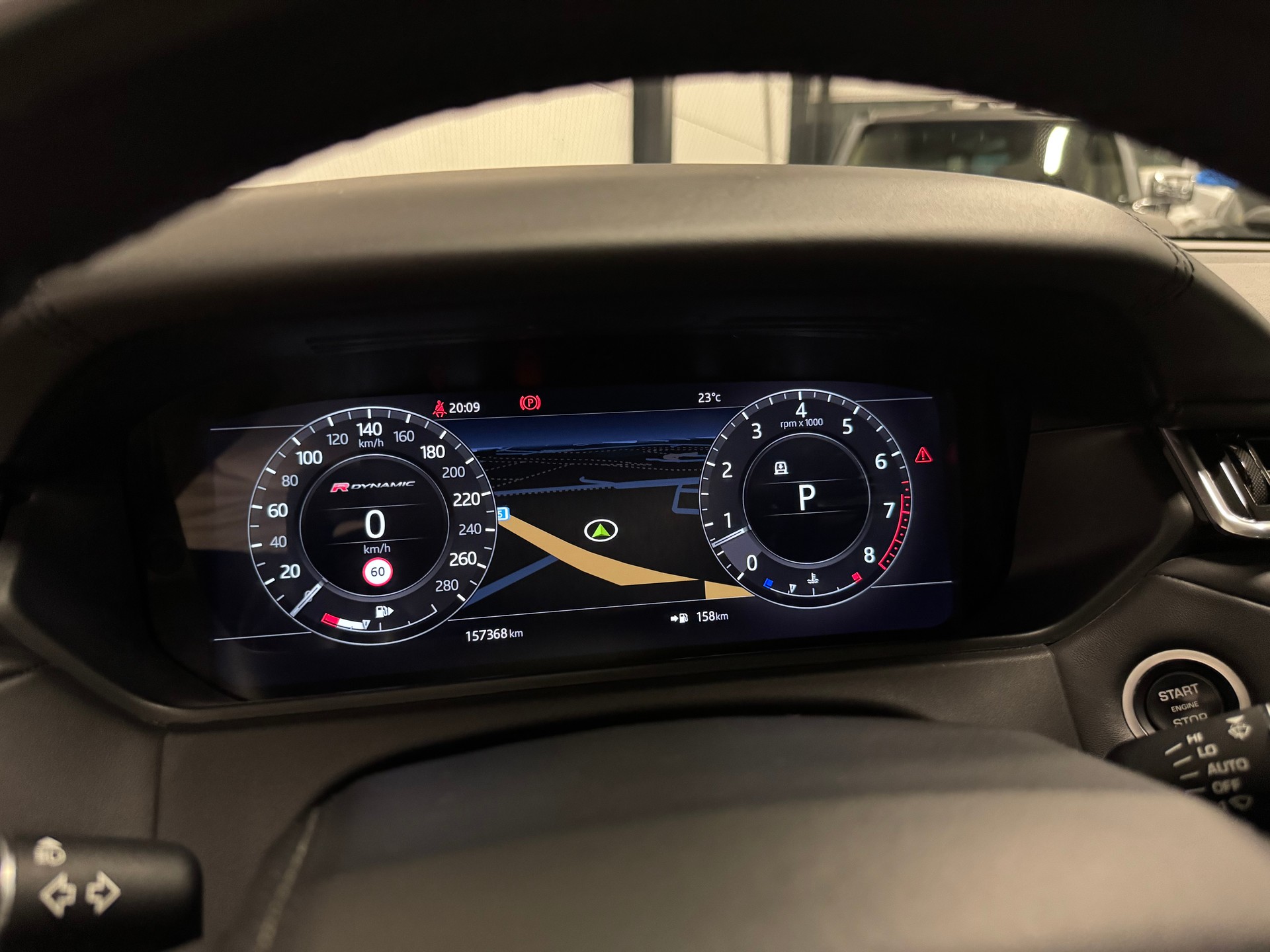 LAND ROVER Range Rover Velar R-Dynamic P 380 Automatic-image-28