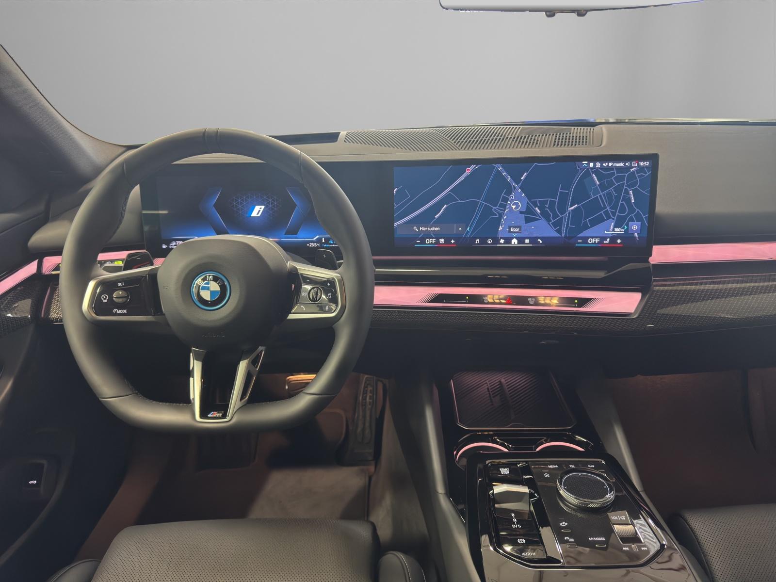 BMW 5er Reihe G61 Touring 550e xDrive-image-10