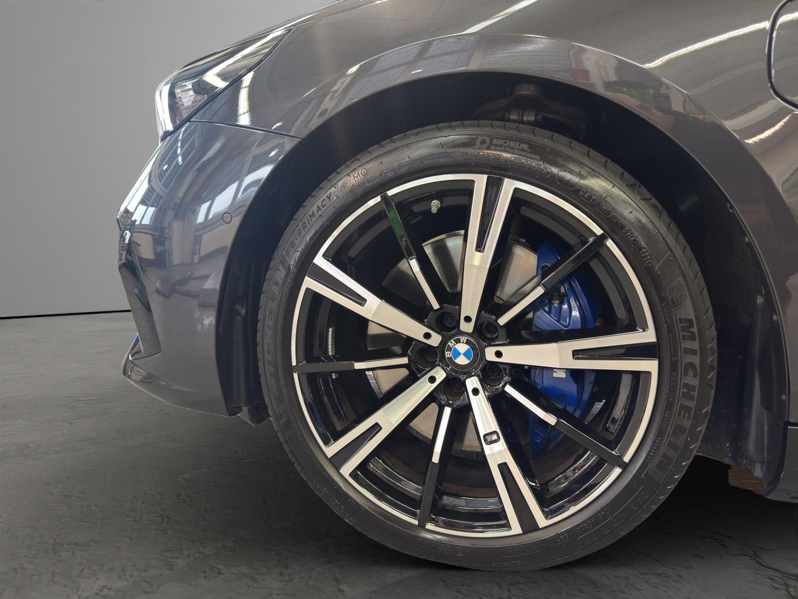 BMW 5er Reihe G61 Touring 550e xDrive-image-5