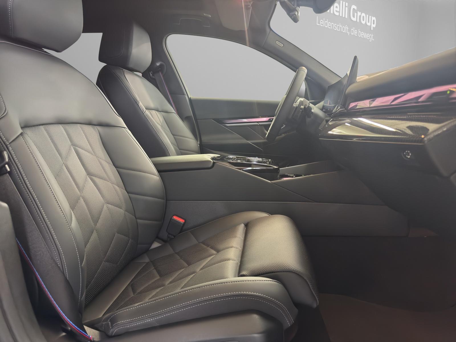 BMW 5er Reihe G61 Touring 550e xDrive-image-20