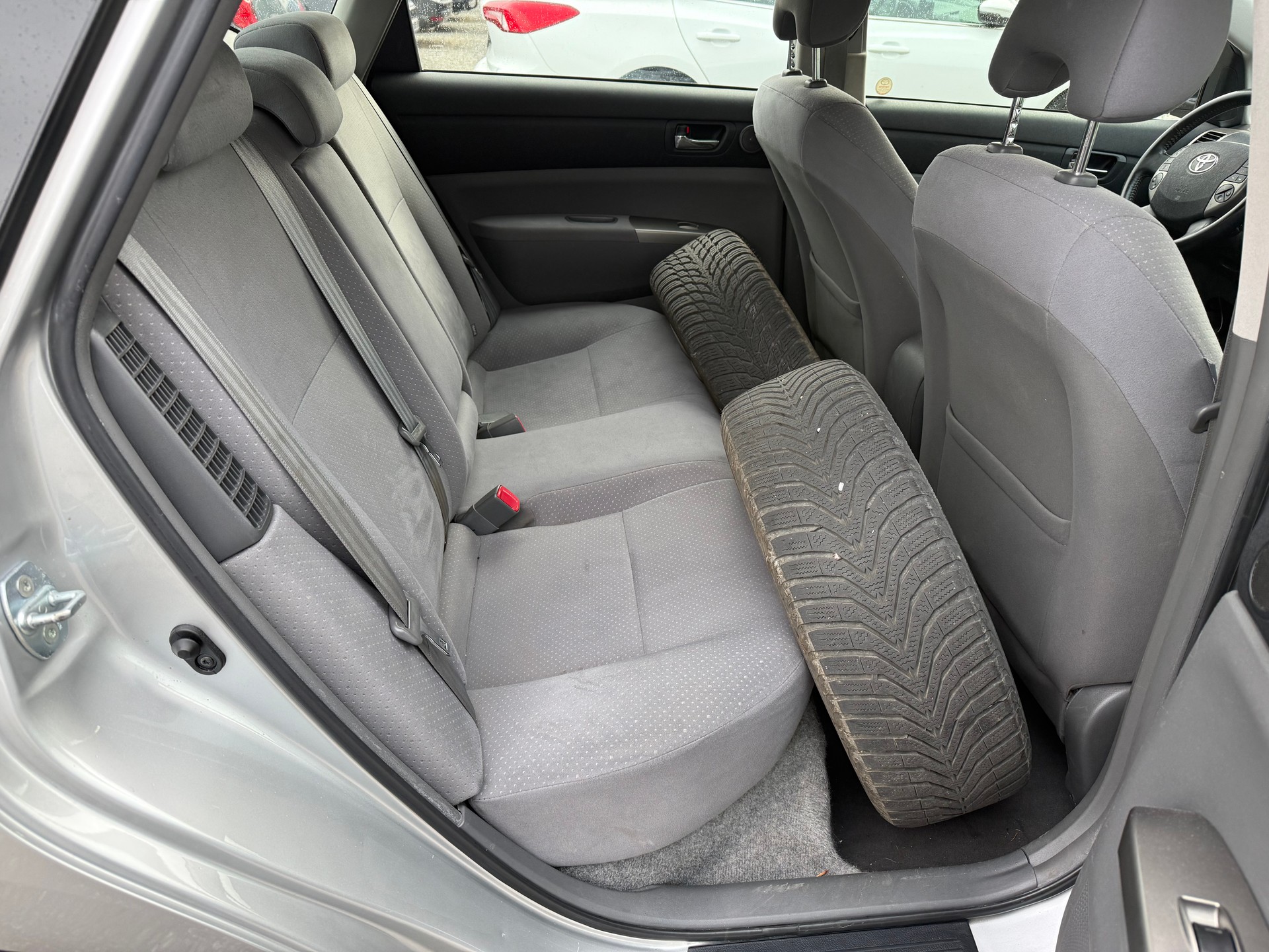 TOYOTA Prius 1.5 16V Hybrid-image-8