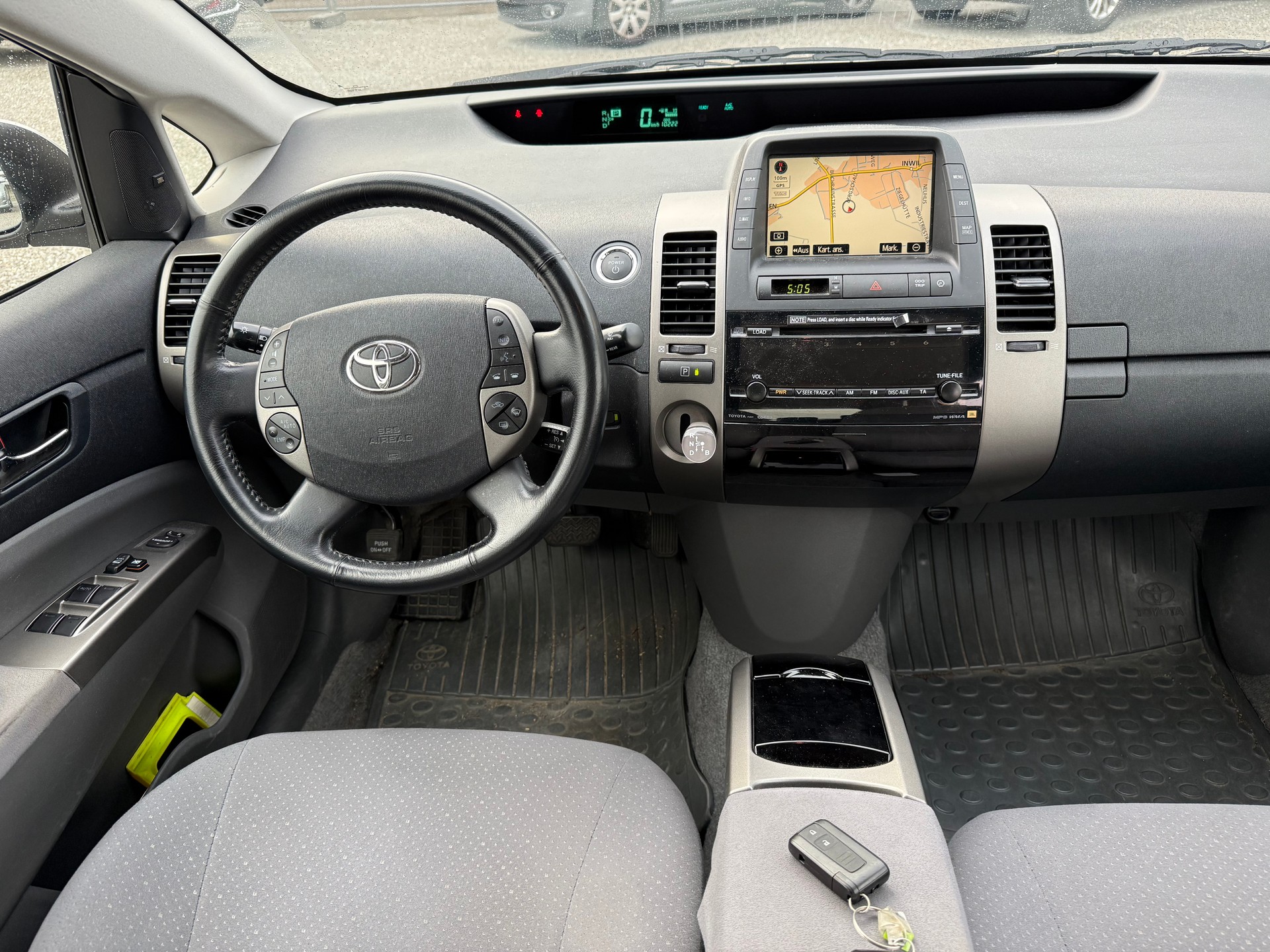 TOYOTA Prius 1.5 16V Hybrid-image-9