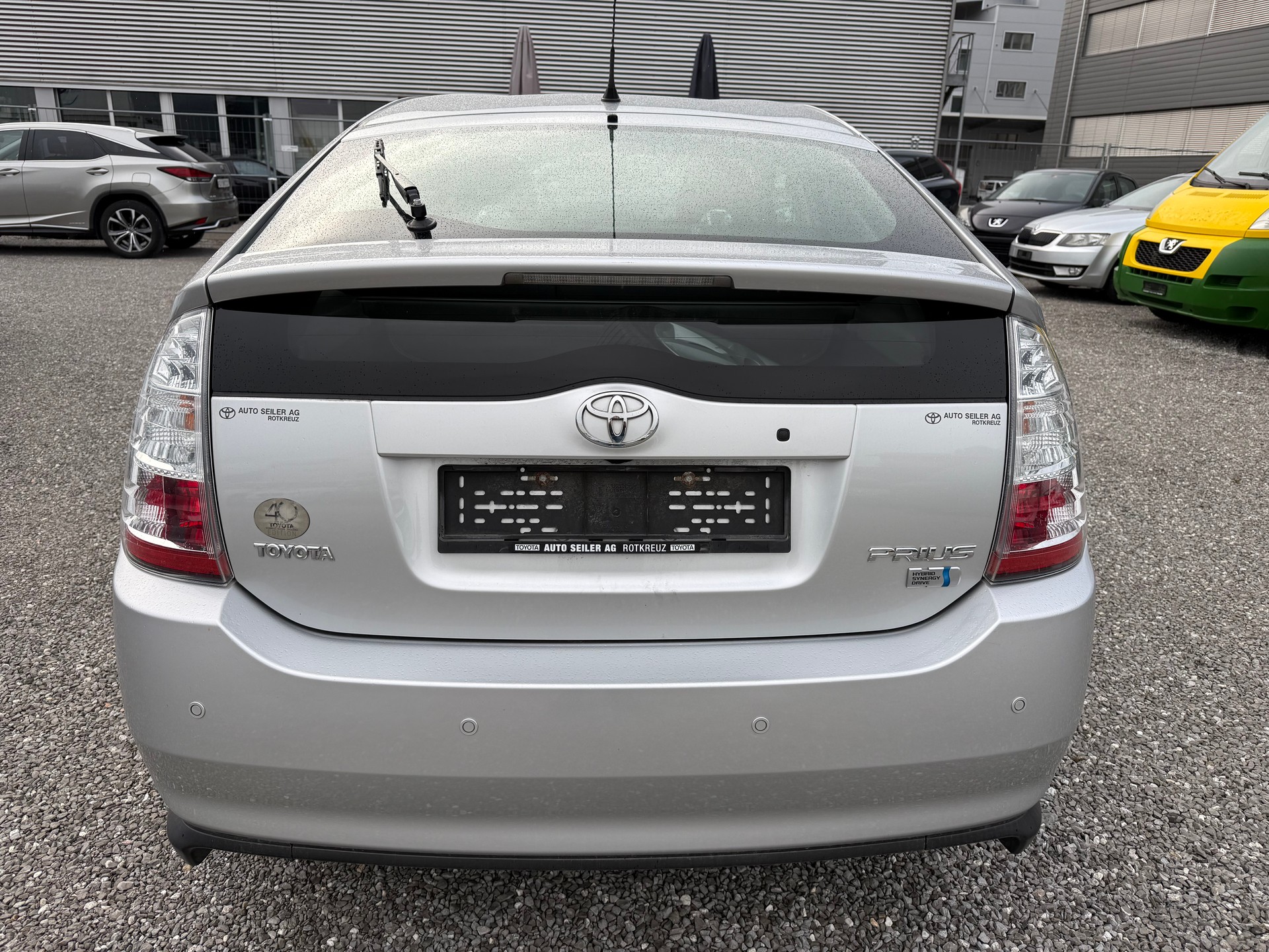 TOYOTA Prius 1.5 16V Hybrid-image-3