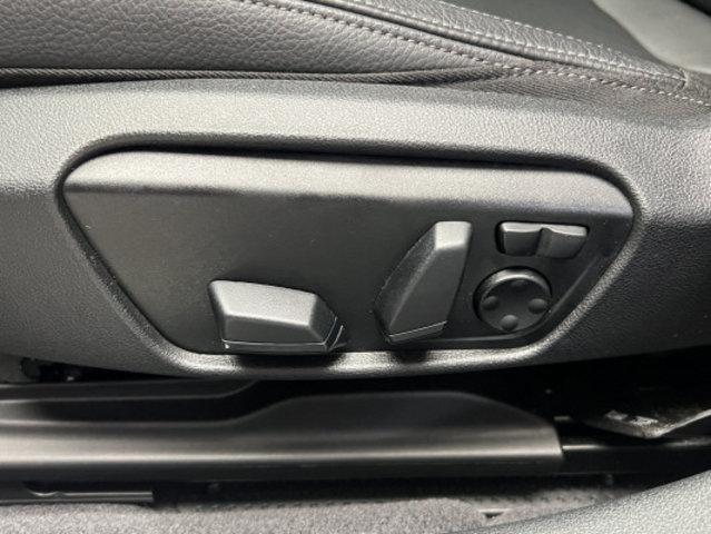 BMW 1er Reihe F40 118i-image-13