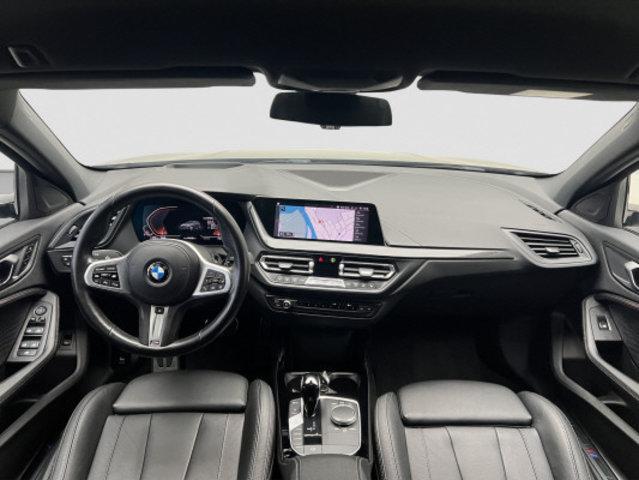 BMW 1er Reihe F40 118i-image-10