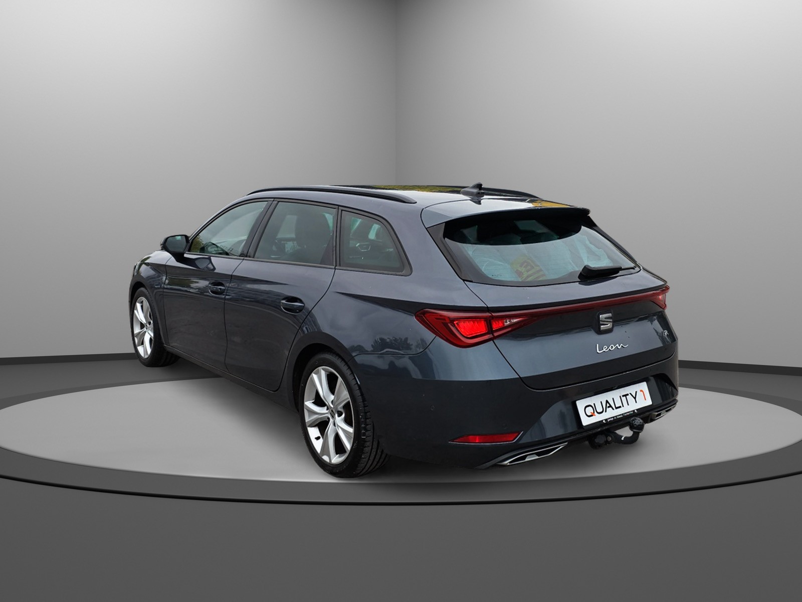 SEAT Leon ST 1.5 eTSI mHEV DSG FR-image-3