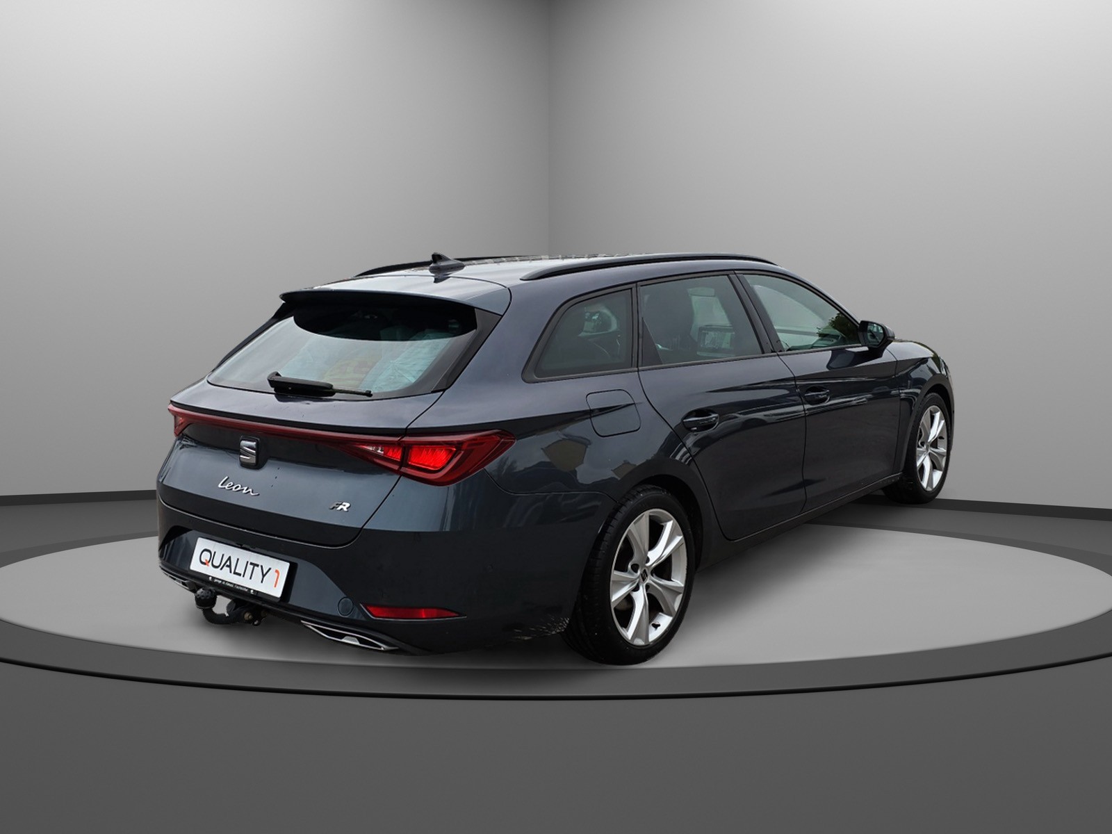 SEAT Leon ST 1.5 eTSI mHEV DSG FR-image-4