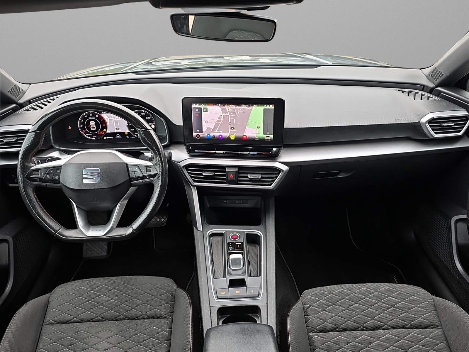 SEAT Leon ST 1.5 eTSI mHEV DSG FR-image-9