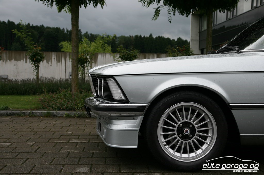 BMW 323 i-image-3