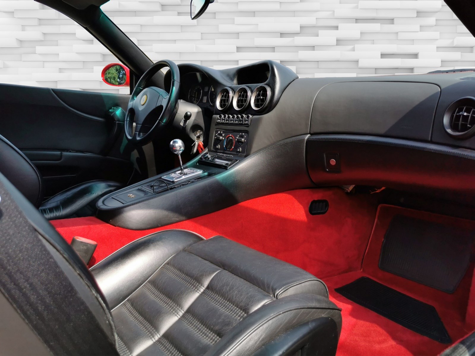 FERRARI F550 Maranello-image-14