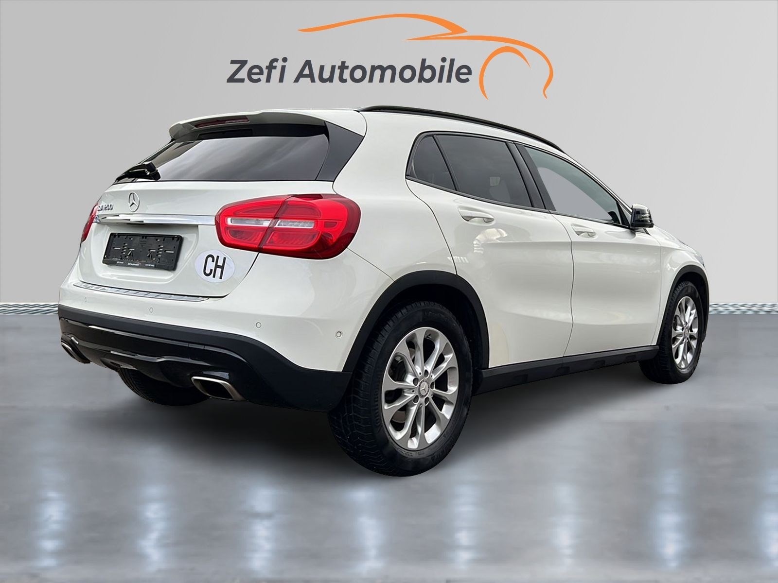 MERCEDES-BENZ GLA 200 Style 7G-DCT-image-3