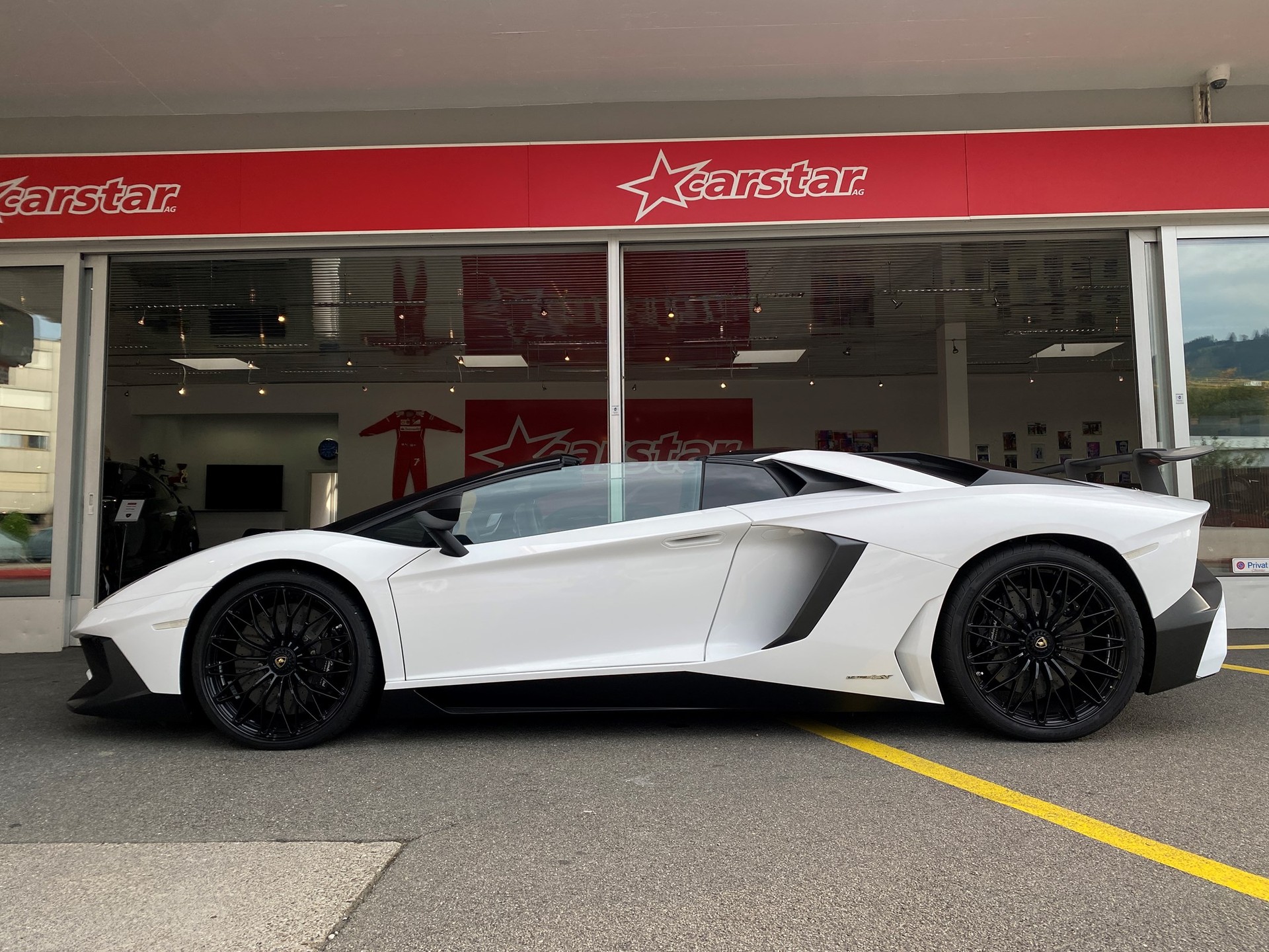 LAMBORGHINI Aventador LP750-4 Superveloce Roadster E-Gear