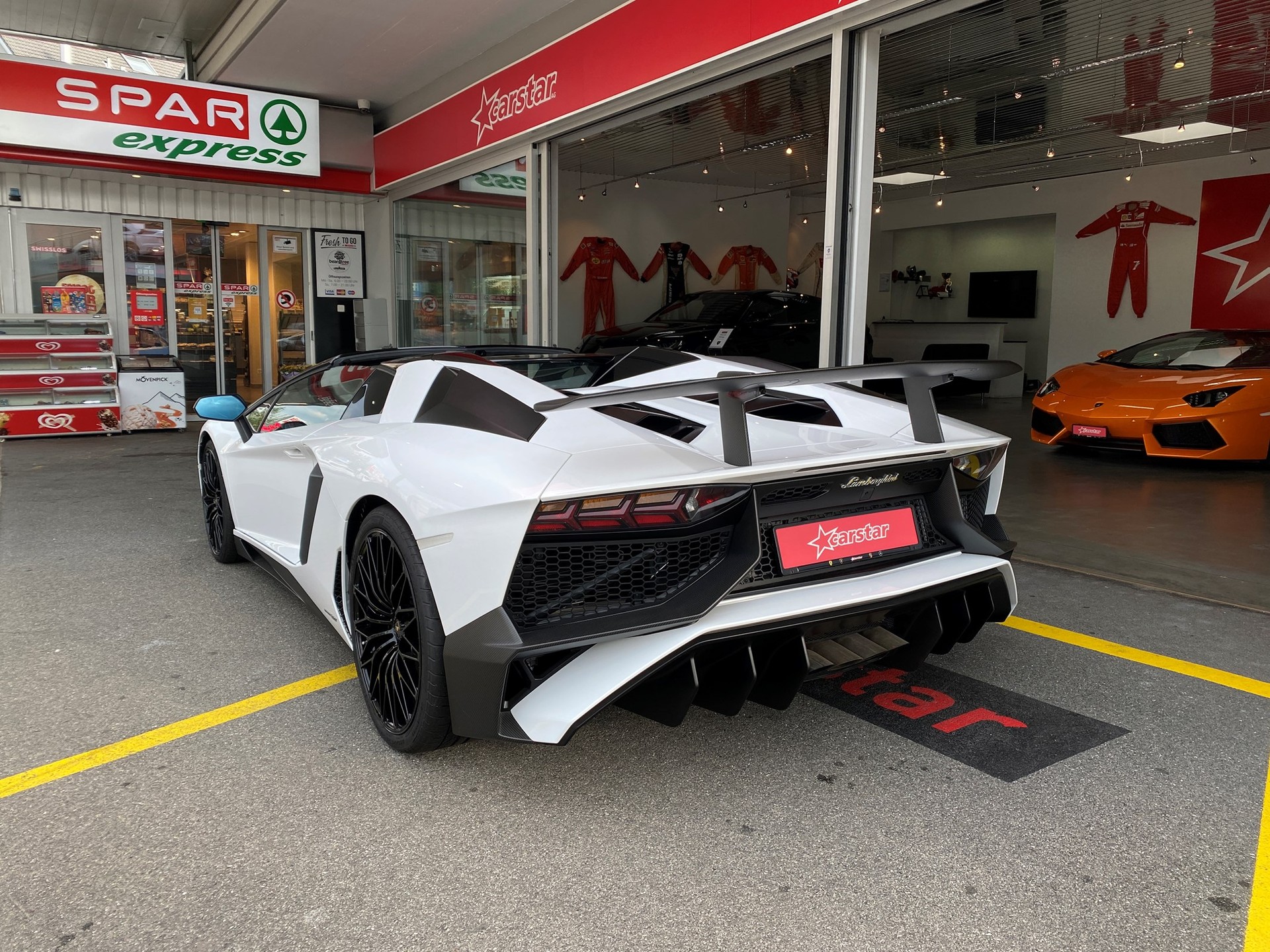 LAMBORGHINI Aventador LP750-4 Superveloce Roadster E-Gear-showroom-element-2