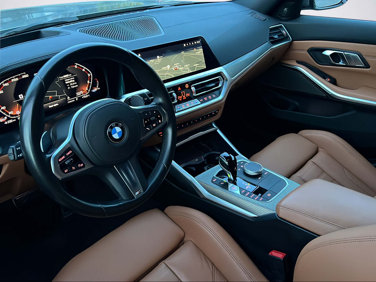 BMW M340i xDrive 48V Touring Steptronic-image-13