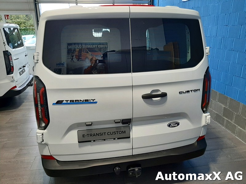 FORD E-Transit Custom Van 320 L2 Trend-image-4