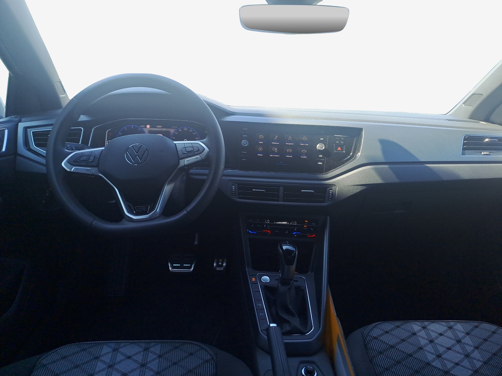 VW Polo R-Line 1.0TSI 95PS DSG-image-8