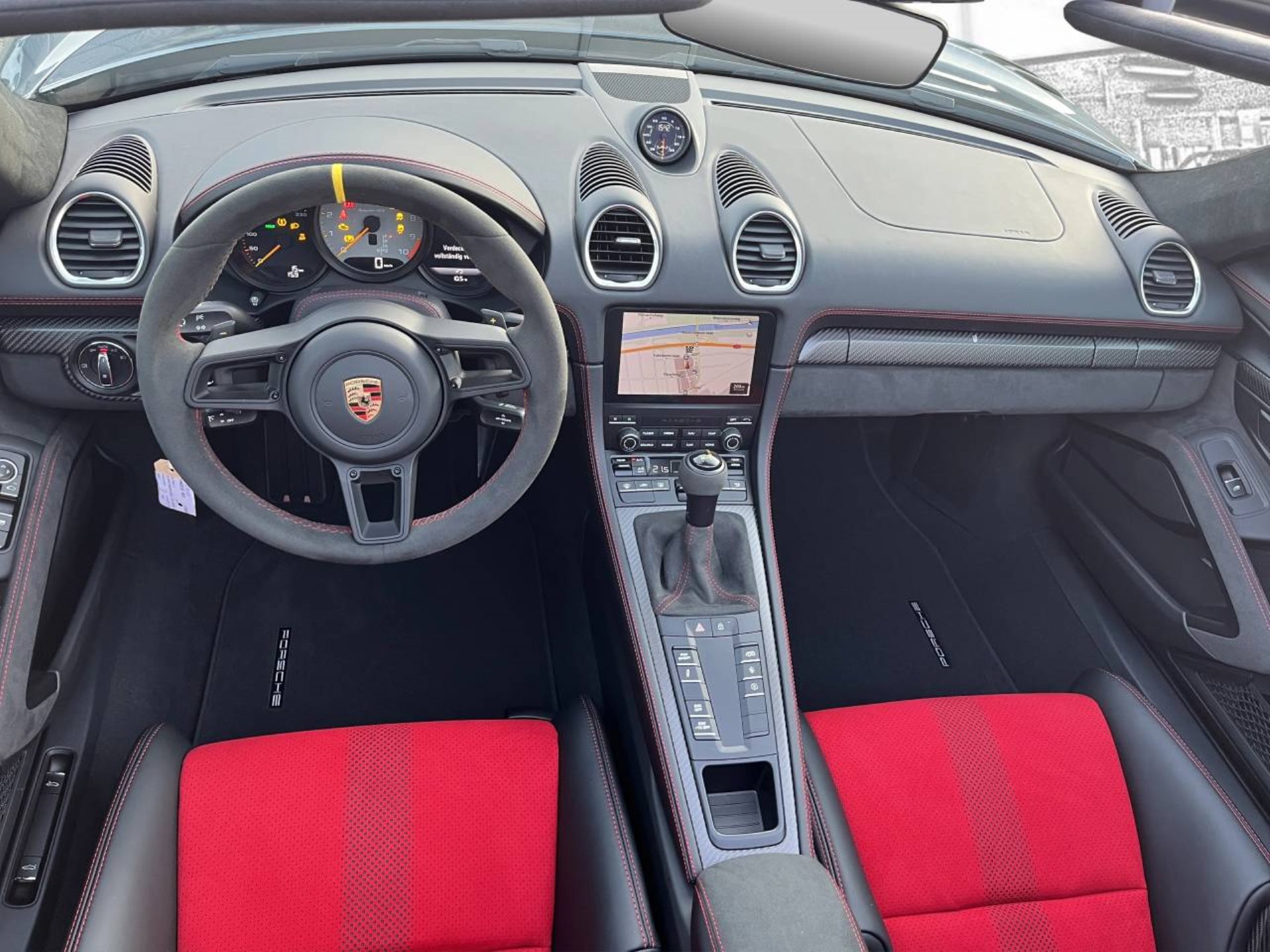 PORSCHE 718 Spyder RS-image-3