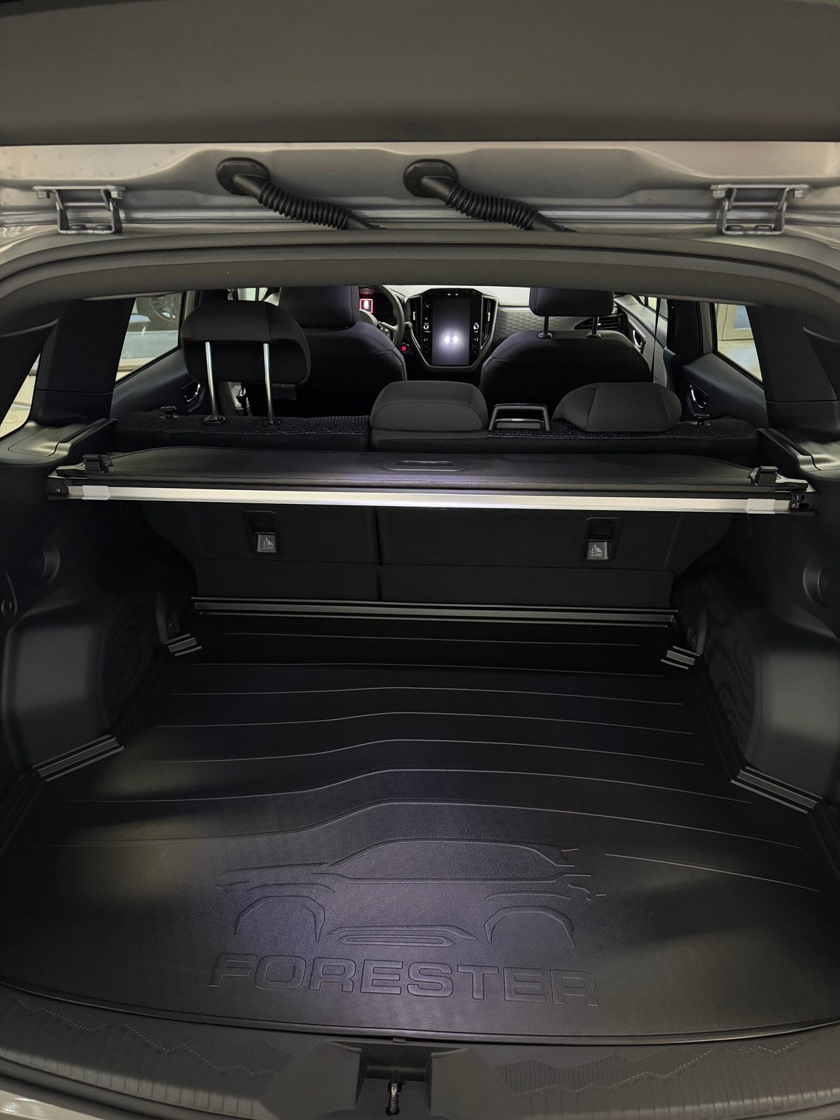 SUBARU Forester 2.0i e-Boxer Swiss Plus Lineartronic-image-5