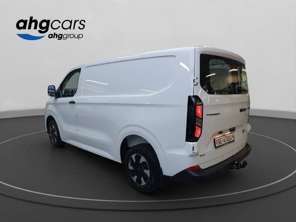 FORD Transit Custom Van 320 L1 2.5 Duratec 233 Trend PHEV-image-2