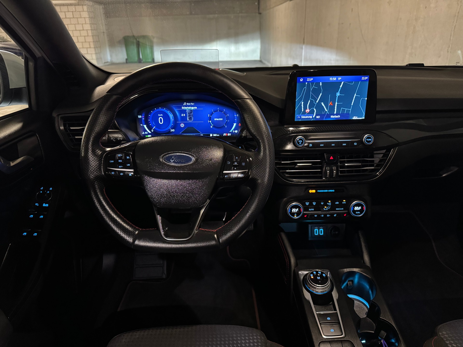 FORD Focus 1.5 SCTi ST Line X Automatic-image-24
