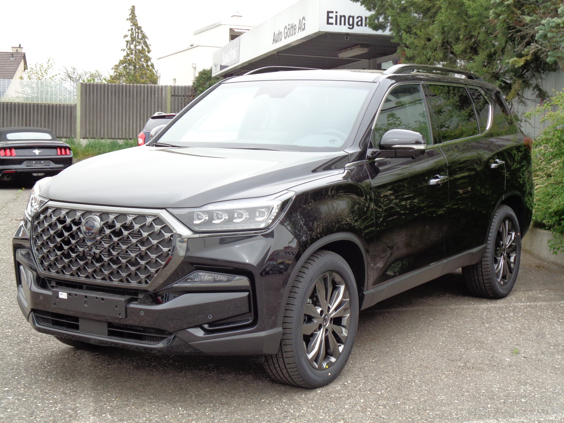 KGM-SsangYong Rexton 2.2 CRDi Blackline 4WD AT-showroom-element-2