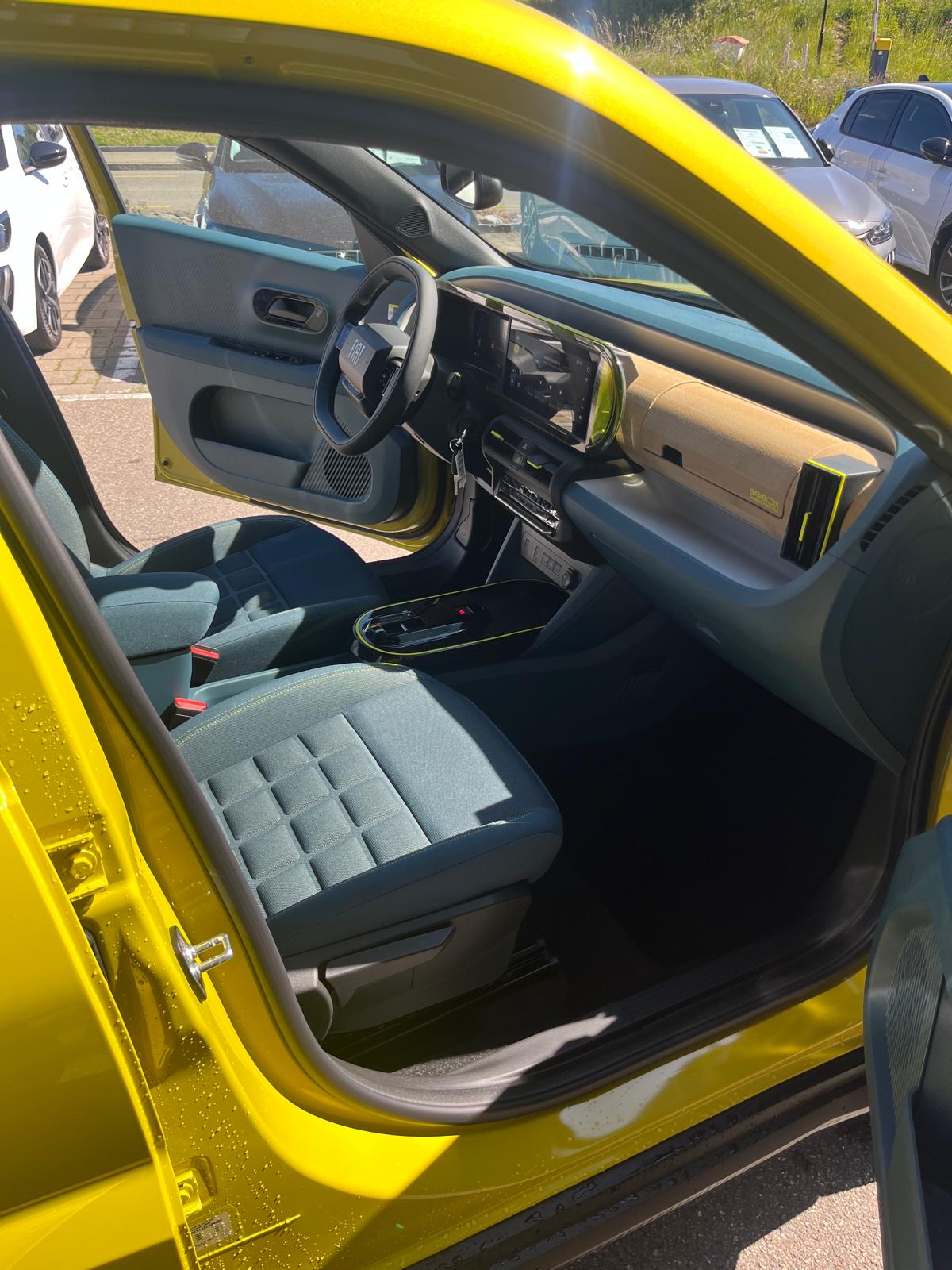 FIAT Grande Panda Elektro La Prima-image-14