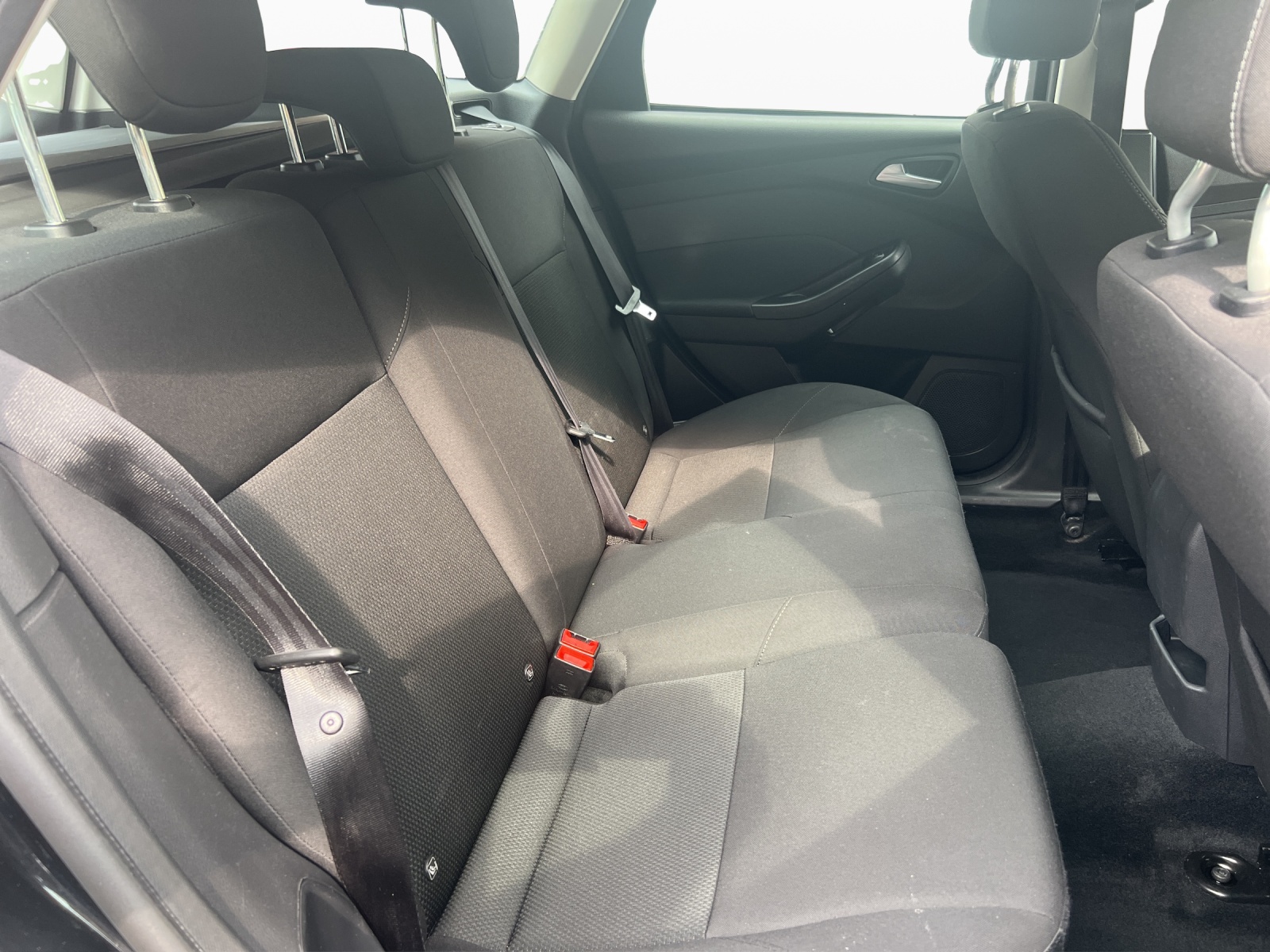 FORD Focus 1.0 SCTi Business-image-18